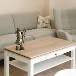 Reetdachhaus 18 Auf Usedom Holiday home Kutzow