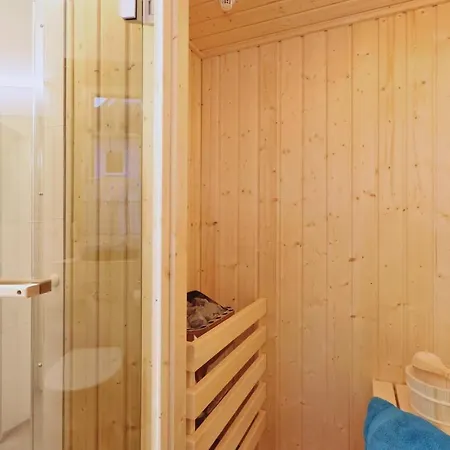 بيت للعطل Reetdachhaus 18 Auf Usedom Kutzow