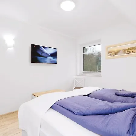 Reetdachhaus 18 Auf Usedom * Garz (Usedom)