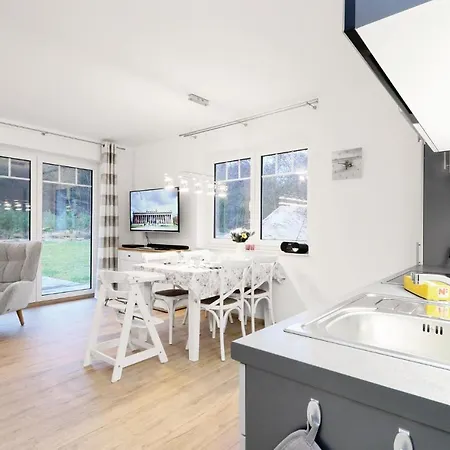 Reetdachhaus 18 Auf Usedom 別荘