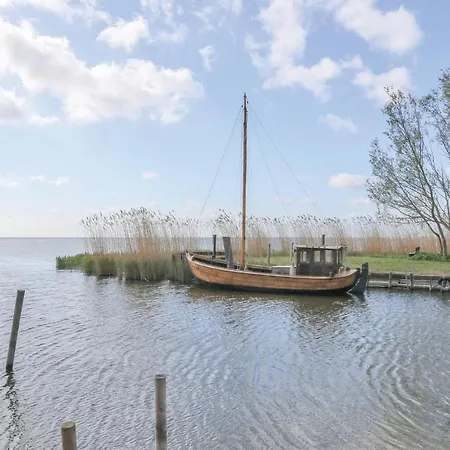 Reetdachhaus 18 Auf Usedom بيت للعطل *